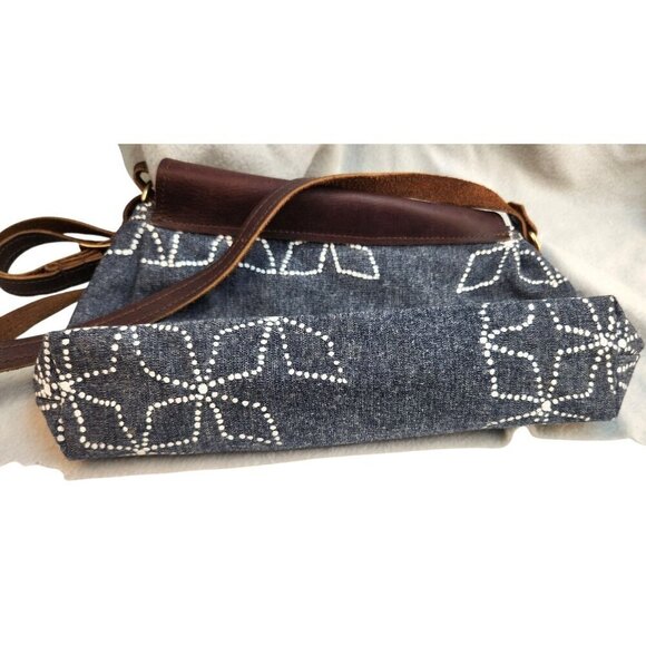 Handcrafted Crossbody Denim & Leather Shoulder Bag With Floral Faux Embroidery P - Picture 3 of 10